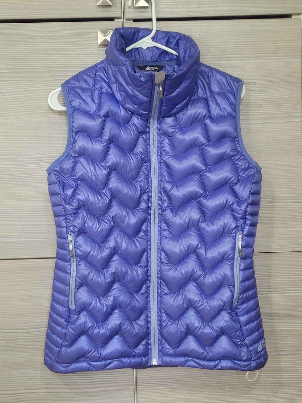 New MEC Pertex Quantum Down Vest,Packs Into Its Own Pocket,Quilted,M